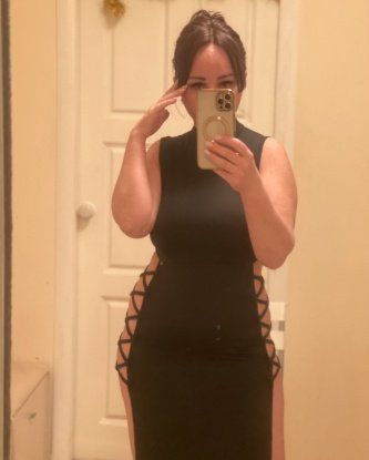 Живу в Москве, готова подарить тебе незабываемые моменты наслаждения. 💋 Моя сексуальность и креативность позволят нам окунуться в мир желаний и фантазий. 🌟
У меня есть множество услуг, которые ты можешь выбрать, чтобы разнообразить наше свидание. 💃 Стриптиз, эротический массаж или игры ролевых персонажей - всё это я сделаю для твоего удовольствия. 😈
Уверяю тебя, что выполняю даже самые скрытые фантазии. 😉Опытные руки и искусный ротик приведут тебя к нирване. 😌
Я принимаю незабываемые моменты с джентльменами, поэтому у меня много положительных отзывов. 🌟 Я одеваюсь стильно, сексапильно, чтобы привлечь твоё внимание. Раскрывающиеся в фото мои формы доказывают, что не станешь разочарован моей внешностью. 😍
Расставь свои приоритеты и отправляйся в путешествие по нашим эротическим фантазиям - встретимся в Москве. 💫 Анна